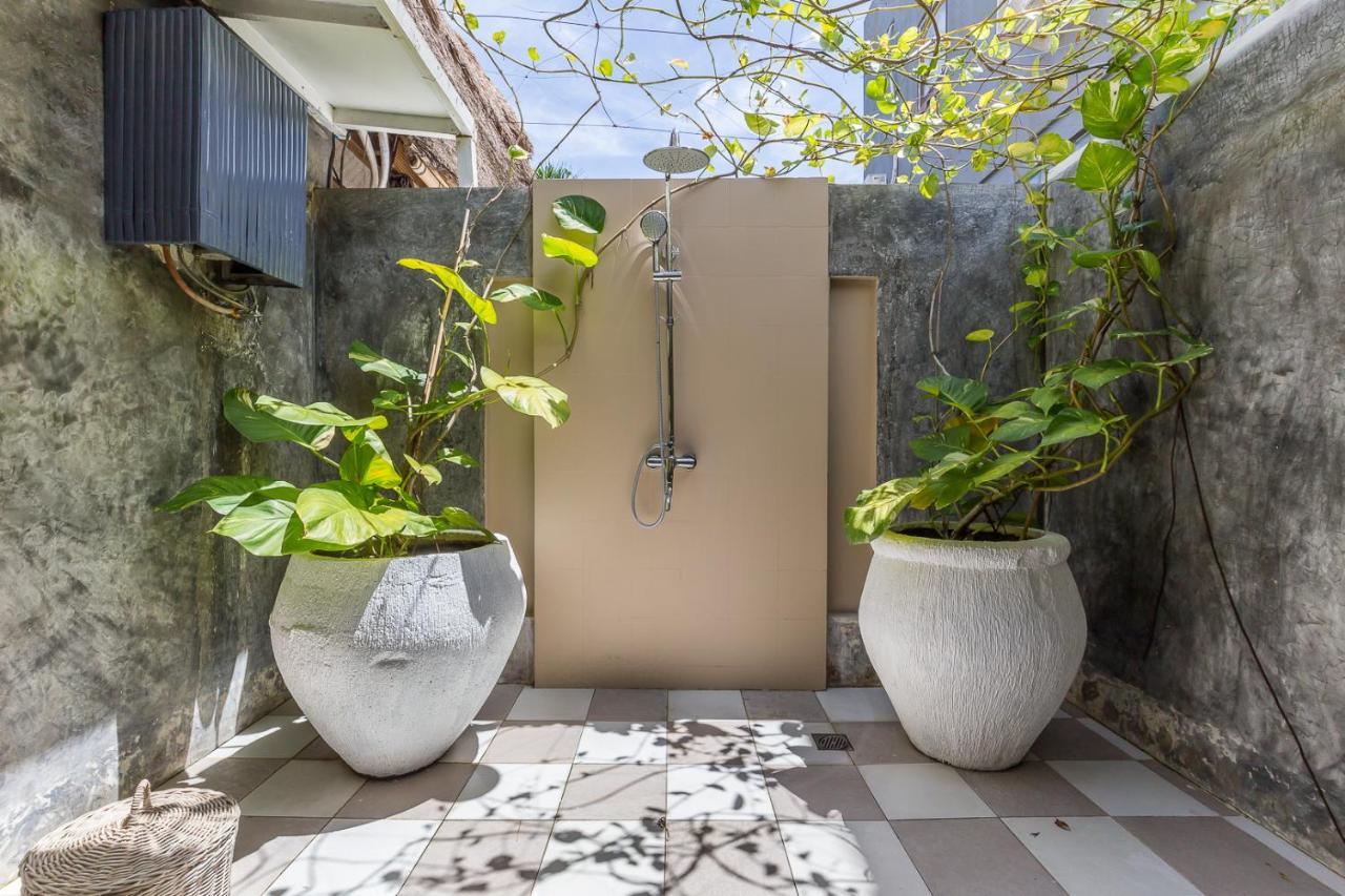 Eco Bamboo Bungalow 3 Villa Canggu  Ngoại thất bức ảnh